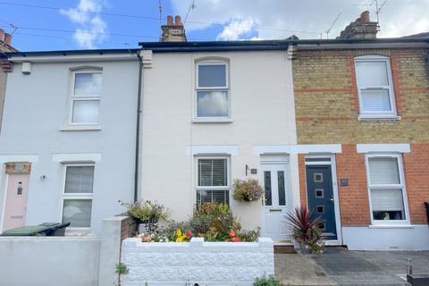 2 bedroom terraced house for sale, Mead Road, Gravesend, Kent, DA11