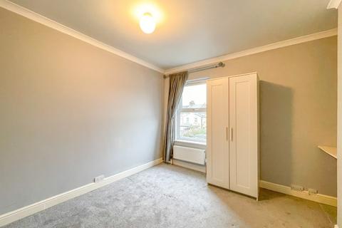 2 bedroom terraced house for sale, Mead Road, Gravesend, Kent, DA11