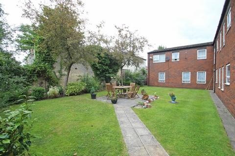 1 bedroom apartment for sale, Moorside Road, Flixton, Manchester, M41