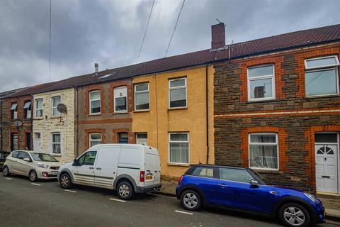 4 bedroom private hall to rent, Minny Street, Cardiff CF24