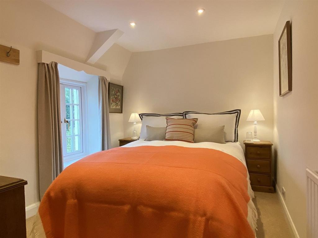 Bedroom 3.jpg