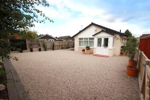 2 bedroom bungalow for sale, Westwood Close, Southport, Merseyside, PR8