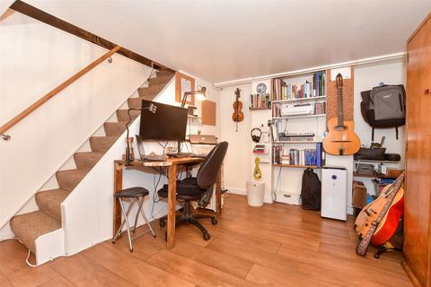 28 Chapel Road, St Lawrence, Ramsgate, CT11 0BS