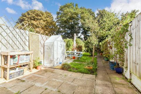 28 Chapel Road, St Lawrence, Ramsgate, CT11 0BS