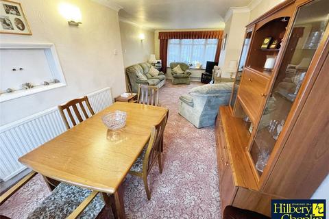 undefined, Denbigh Close, Hornchurch, RM11