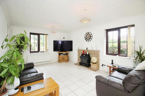 1 Ashlands Way, Narborough, Leicester, LE19 3RX