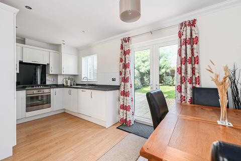 2 bedroom semi-detached house for sale, Springfield Drive, Rye, East Sussex TN31 7FL