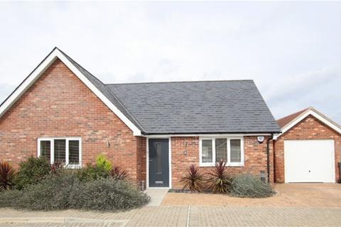 3 bedroom detached bungalow for sale, Farm Close, Kirby Cross