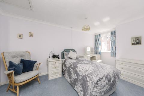 1 bedroom apartment to rent, Brookfield Court, Springfield Road