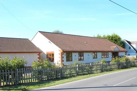 4 bedroom detached bungalow for sale, Top Road, Tolleshunt Knights