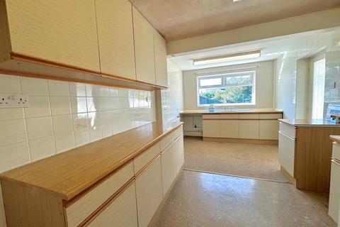 2 bedroom bungalow for sale, Upper Stratton, Swindon SN2