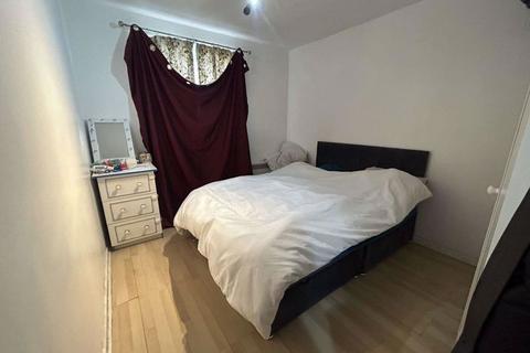 1 bedroom apartment to rent, Springwood Crescent, Edgware