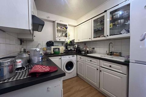 1 bedroom apartment to rent, Springwood Crescent, Edgware