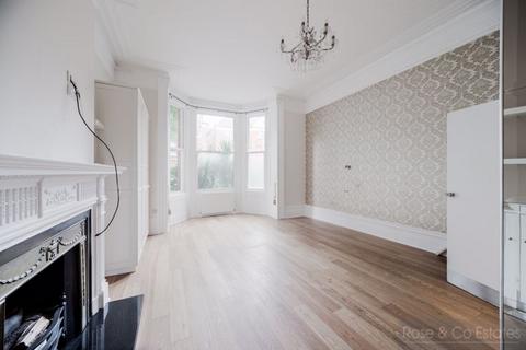 3 bedroom ground floor flat to rent, Canfield Gardens, South Hampstead, NW6