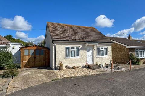 2 bedroom detached bungalow for sale, Felpham, West Sussex