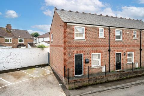 2 bedroom terraced house for sale, Englands Lane, Dunstable