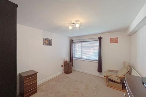 1 Cottage Close, Burntwood, WS7 4YA