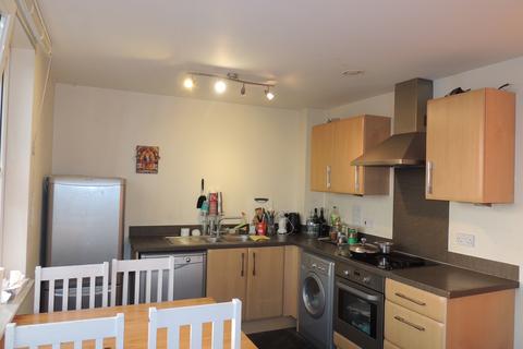 2 bedroom flat to rent, Goldsmith Avenue, Southsea