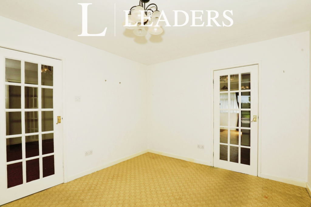 Colleys lane 3 bed bungalow to rent £1,600 pcm (£369 pw)