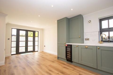 1 bedroom apartment for sale, Shorter Avenue, Brentwood CM15