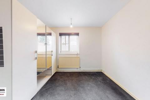 2 bedroom apartment for sale, Villiers Close, Leyton, E10