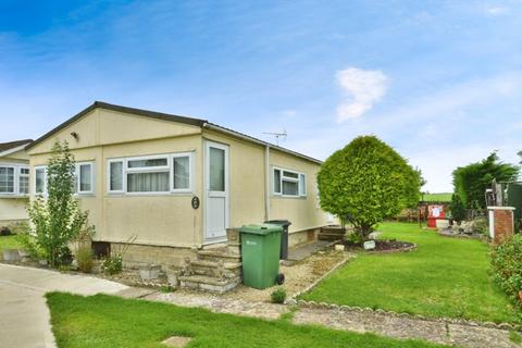 2 bedroom detached bungalow for sale, Greenacres Park, Meysey Hampton, Gloucestershire