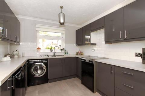 3 bedroom terraced house for sale, Leven Way, Hemel Hempstead