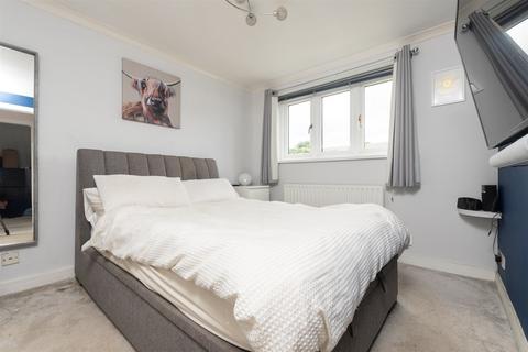 2 bedroom ground floor maisonette for sale, Burnell Avenue, Welling, Kent