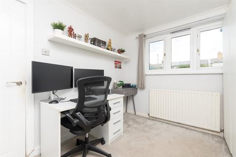 79a Burnell Avenue, Welling, DA16 3HP