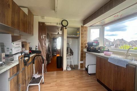 3 bedroom semi-detached house for sale, Hill Rise, Sundon Park, Luton, Bedfordshire, LU3 3EA