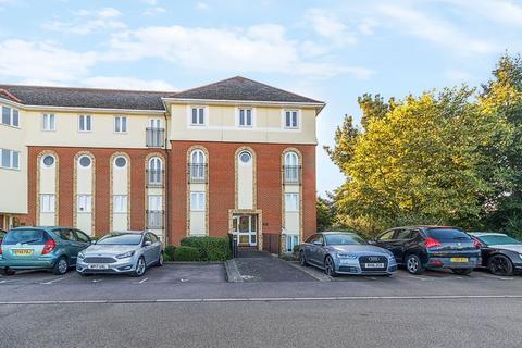 2 bedroom apartment for sale, Walsingham Close, Hatfield