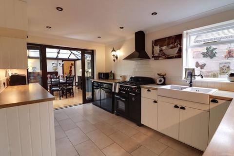 5 bedroom detached house for sale, School Lane, Stafford ST17