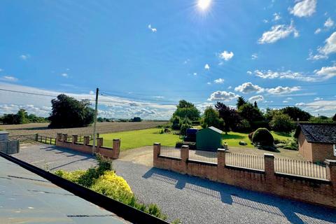 3 bedroom end of terrace house for sale, 5 Burderop Barns, Burderop, Chiseldon, Swindon SN4