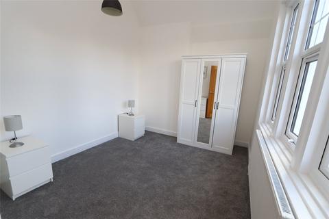 1 bedroom apartment for sale, Station Road, Newport Pagnell, MK16