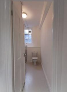 Studio to rent, Gloucester Place, London NW1