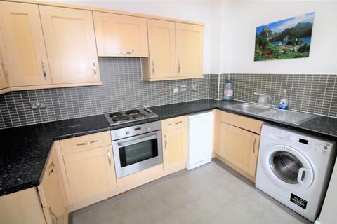 3 bedroom flat to rent, Hackney, London E5