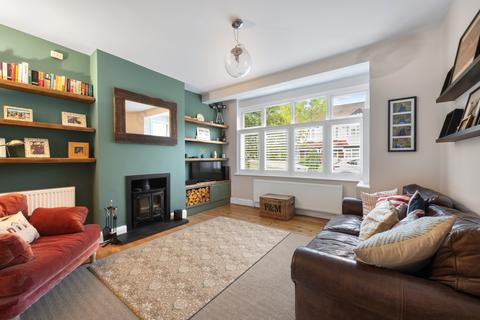 36 Meadow Close, London, SW20 9JB