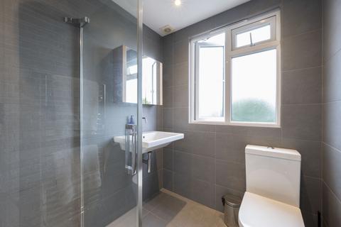 36 Meadow Close, London, SW20 9JB