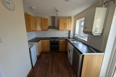 2 bedroom semi-detached house to rent, Windermere Gardens, Canterbury CT3