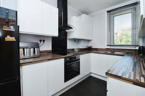 1 bedroom flat for sale, Craigmyle Street, Fife KY12