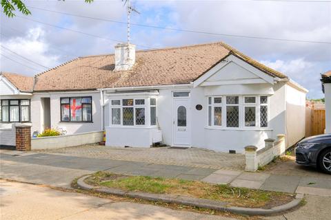 3 bedroom bungalow for sale, Leighfields Road, Essex SS9