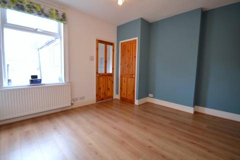 2 bedroom terraced house for sale, Regent Street, Northamptonshire NN16