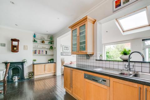 1 The Mount, New Malden, KT3 4HU