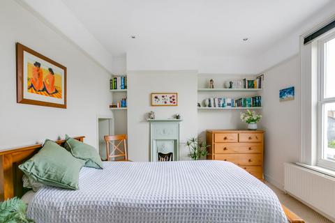 1 The Mount, New Malden, KT3 4HU