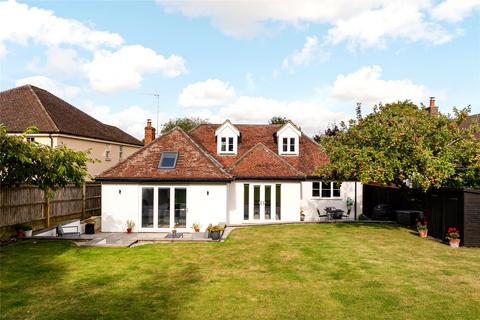 4 bedroom bungalow for sale, Moreton Road, Buckingham, Buckinghamshire, MK18