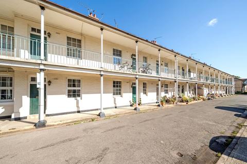 2 bedroom apartment for sale, Campfield Road, Shoeburyness, SS3