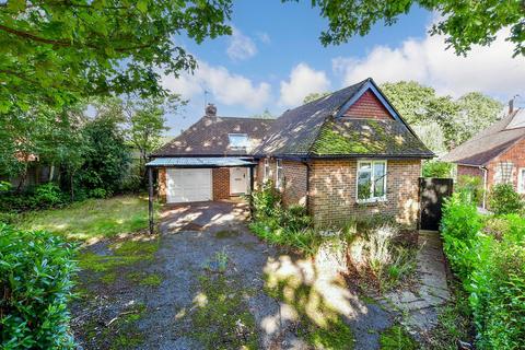 2 bedroom detached bungalow for sale, Wantley Lane, Storrington, West Sussex