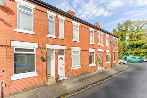 2 bedroom terraced house to rent, Hampton Road, Urmston, Manchester, M41