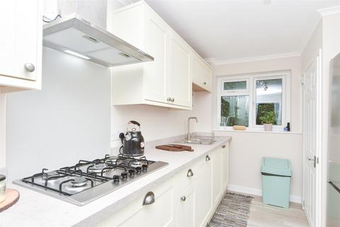 2 bedroom flat for sale, South Terrace, Dorking, Surrey