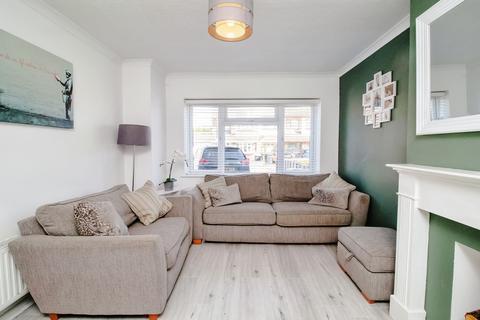 10 Bramfield Road West, Rayleigh, SS6 8QY